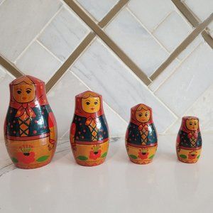 Vintage Matryoshka dolls USSR Nesting Dolls set of 4.